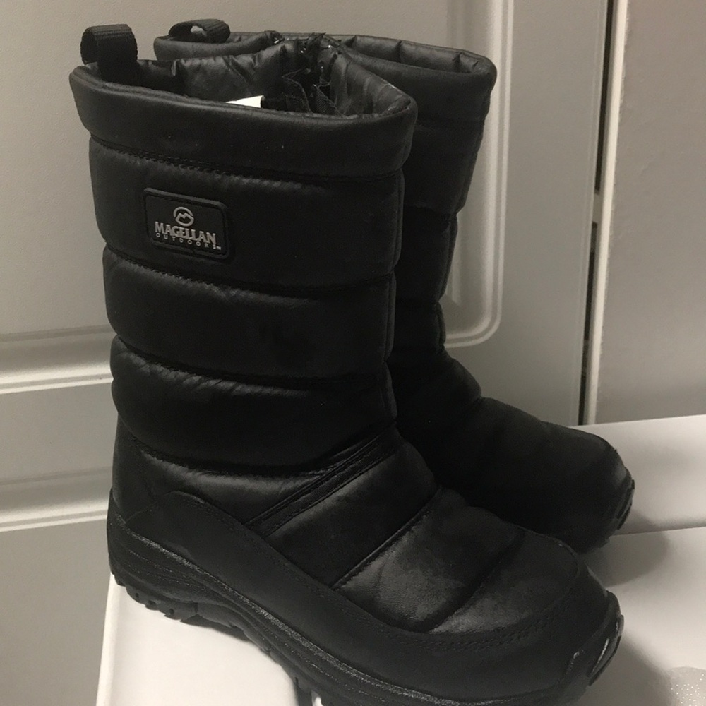 Winter boots